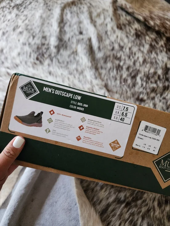 Muck Boot - Picture 2 of 3